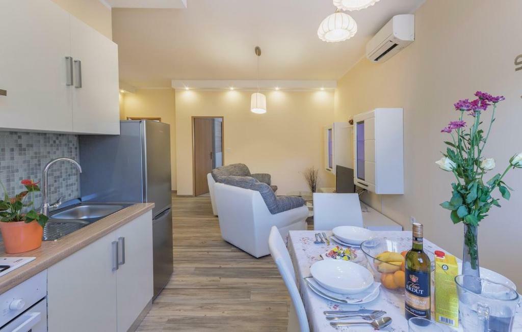 Klaudija Apartment