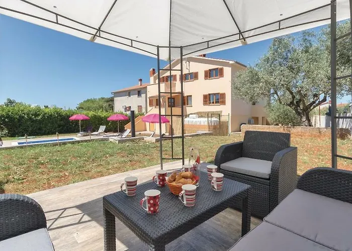 Apartments Klaudija